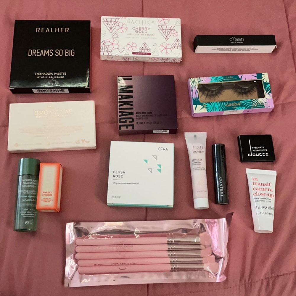 Makeup Bundle